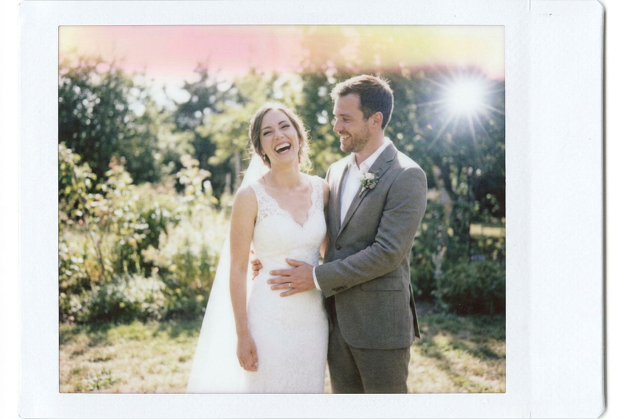 Polaroid Candid Snapshot AI wedding photo example