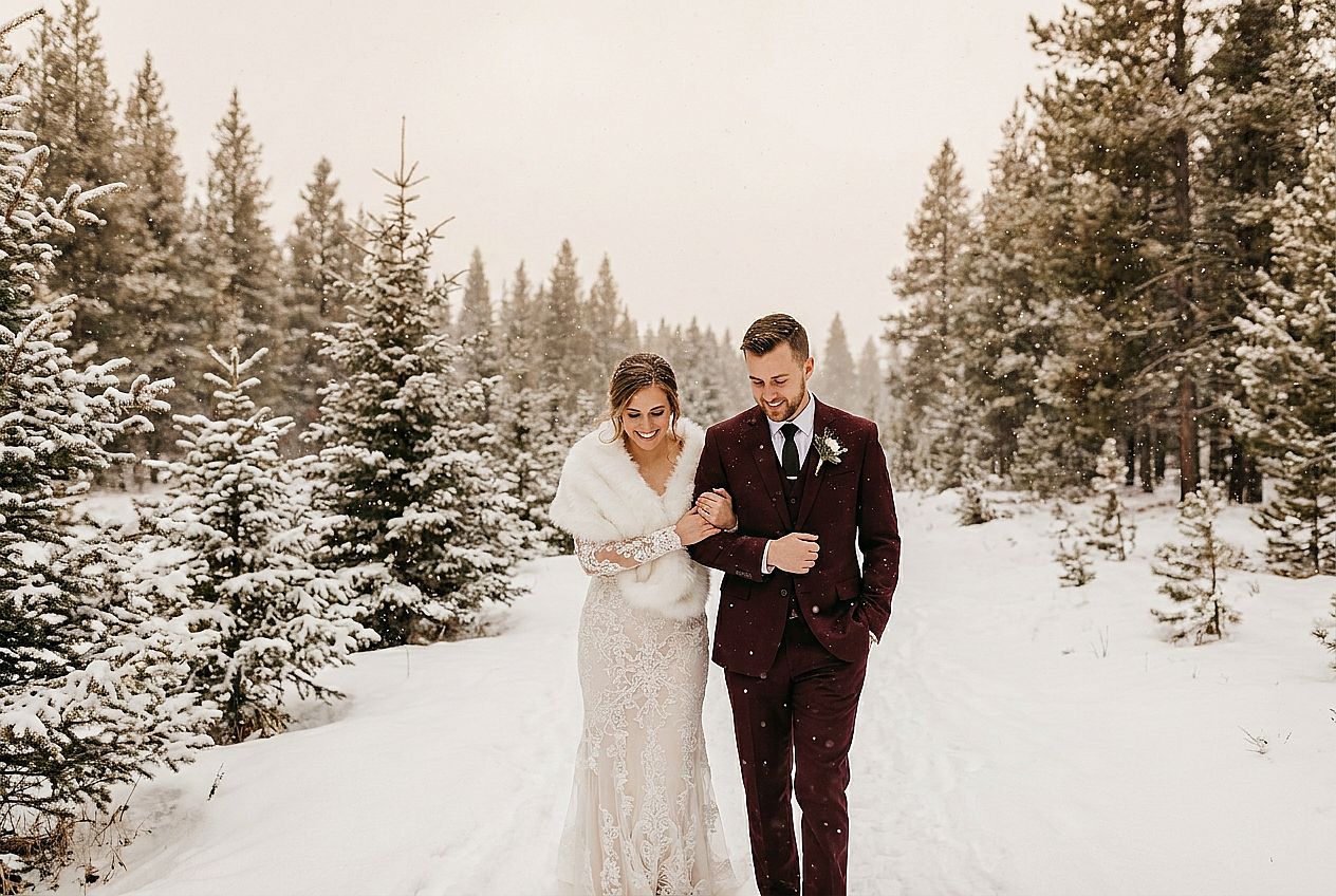 Winter Wonderland Wedding AI wedding photo example