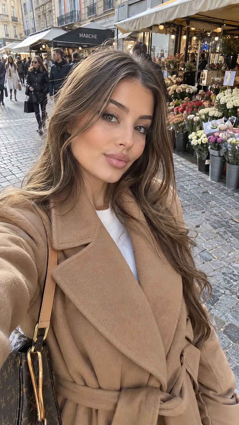 sample 3 - woman selfie.webp