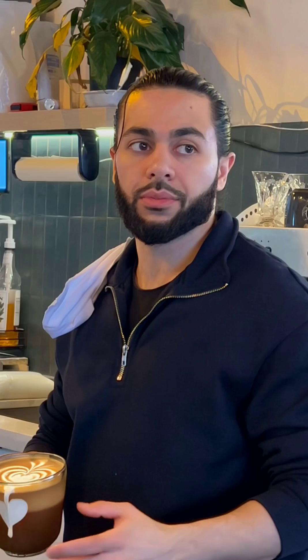 Prompt: Add latte art to the cup 