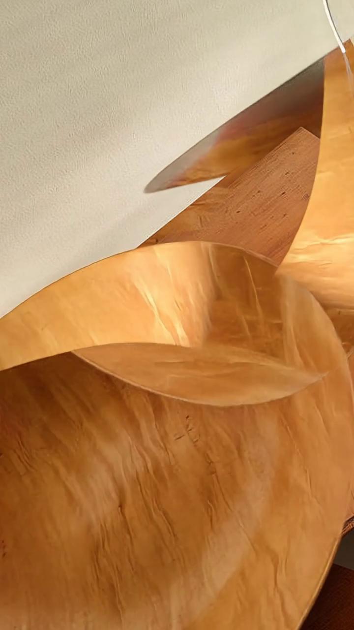 Prompt: undulate in wind and rotate