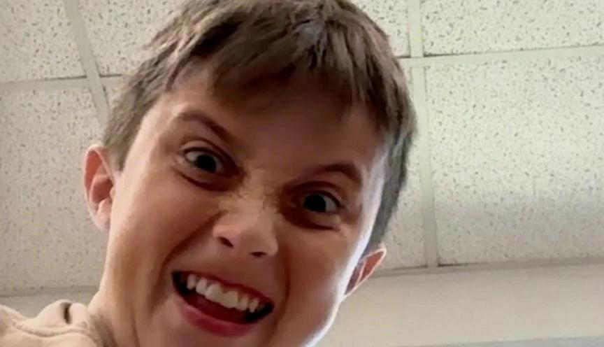 Prompt: make this guy start dancing and hit the gritty dance