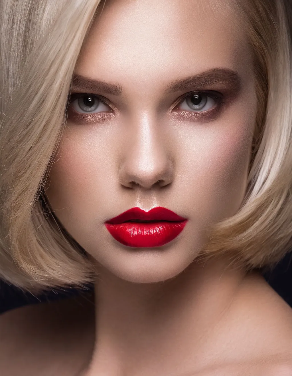 Prompt: Close up portrait of a beautiful blonde woman, frontal face, symmetrical, with color red rich red lips and blue eyes