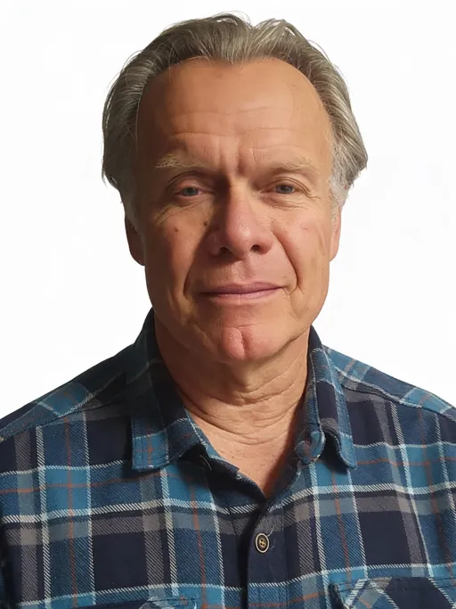 Prompt: The images Image1, Image2 represent the character. the character's clothing is Image3. 生成角色头部特写视图。保持自然表情，正视镜头。使用纯白色背景。确保头部完整呈现，符合人体比例。