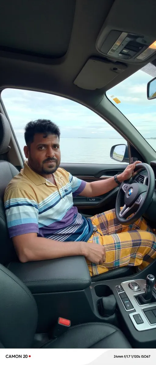 Prompt: আমি একটা BMW গাড়ি চালাচ্ছি ভিডিও করে দাও