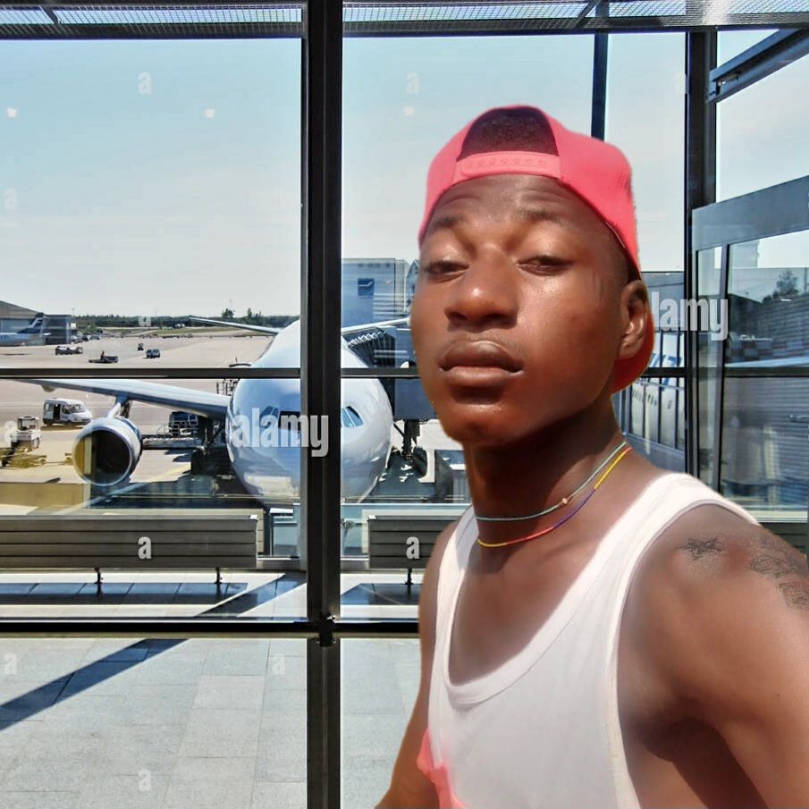 Prompt: Ali Boubacar took a photo at Cape Town International Airport in South Africa."