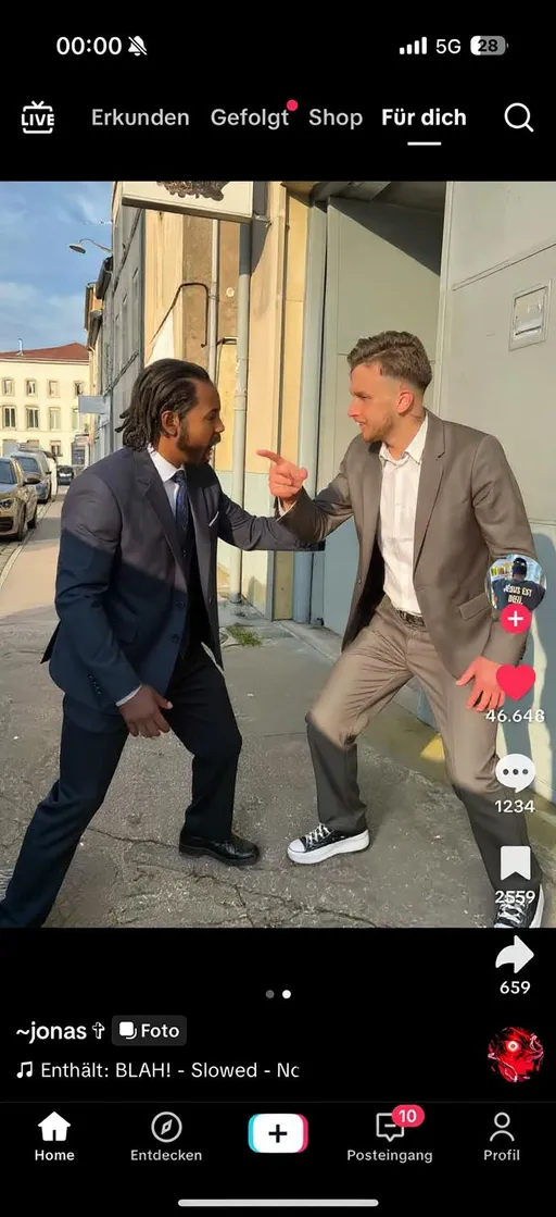 Prompt: Let them fight