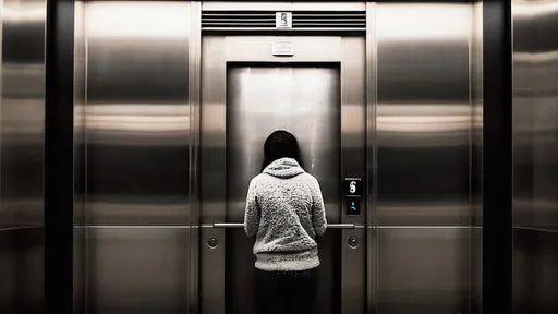 Prompt: The elevator opens for no one
And plans are makin' me
I'm paralyzed into you
And plans are makin' me
And plans are makin' me
Everyone looks like everyone
Just like snowflakes, we're already melting
Just too busy to accept it
And weâre already melting
And weâre already melting
Everyone looks like everyone
Passing days just like batons
This one time, this friend of mine
No, wait, that was me
No, wait, that was me
The elevator opens for no one
Its talons are right in me
Didn't even see it comin'
Weâre all just like birds
Weâre all just like birds
If you think this is your story
Just 'cause you got in the way
Doesn't mean it's your story
You just got in the way
You just got in the way
Hey, it's that actor, you know the one
He made that movie you all know so well
Hey, it's that actor, you know the one
He made that movie you all know so well
So well
So well
Alright
The elevator opens for no one
Its talons are right in me
Didn't even see it comin'
Weâre all just like birds
Weâre all just like birds
Weâre all just like birds
Weâre all just like birds