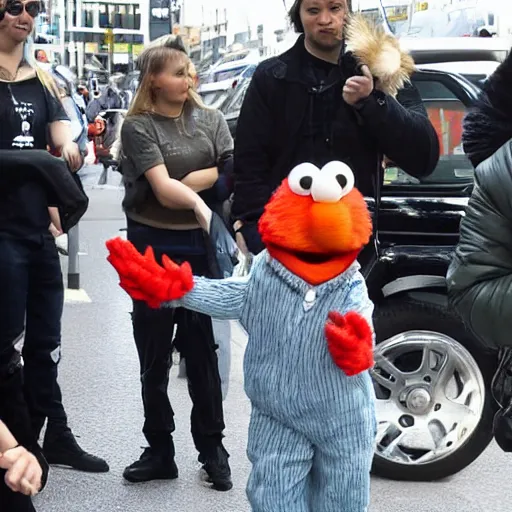 Prompt: elmo caught by paparazzi