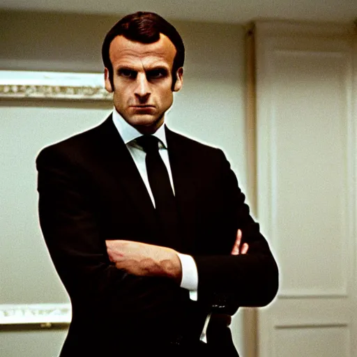 Image similar to Italian Emmanuel Macron in American Psycho (1999)