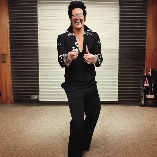 Prompt: markiplier as elvis