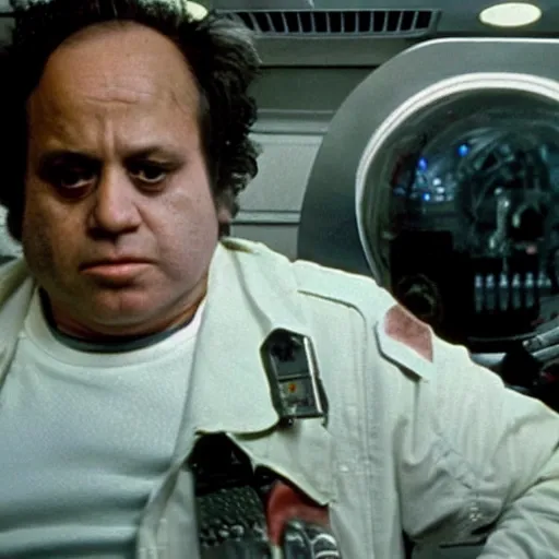 Prompt: a screenshot of Frank Reynolds appearing in Alien (1979)