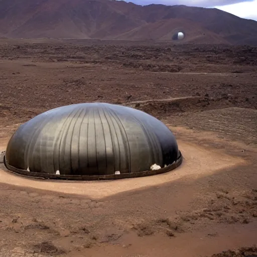 Prompt: An enormous dome-shaped alien spacecraft landed in Peru