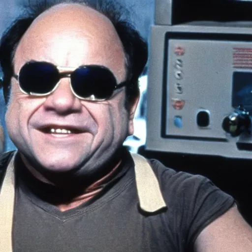 Image similar to a screenshot of Danny Devito playing The Terminator (1980s)