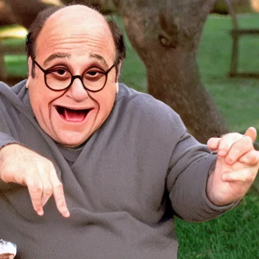 Image similar to danny devito as a realistic duck