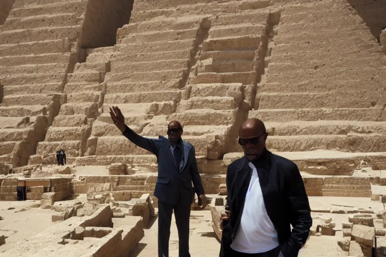 Prompt: samuel l jackson explores the inside of a pyramid in egypt
