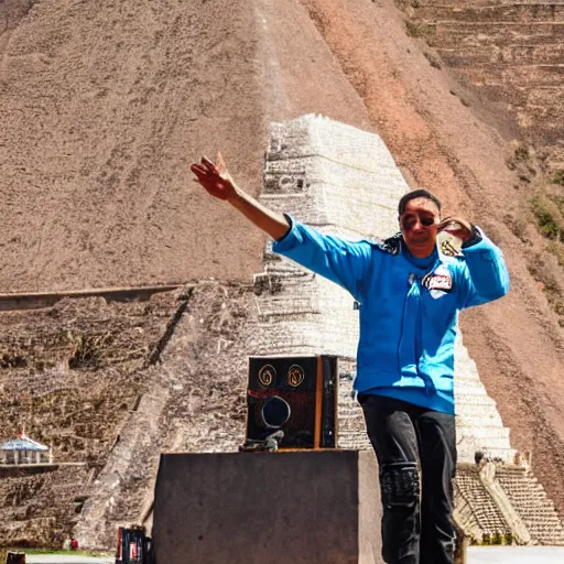 Image similar to an astronaut playing guitar at the Cholula pyramid