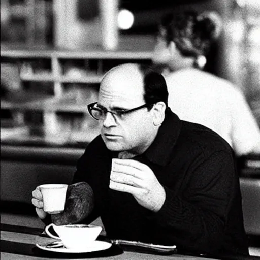 Image similar to “George Costanza complaining to the waitress about the temperature of his coffee”