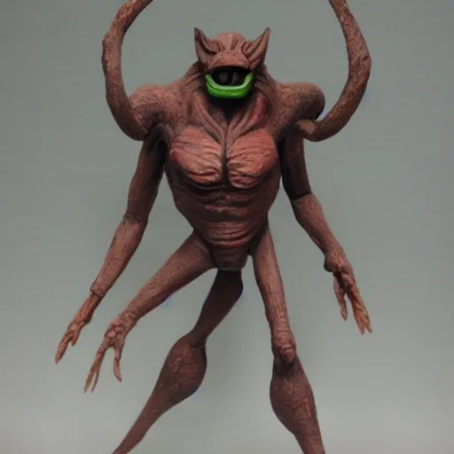Prompt: sonic nihilanth from half - life, horror, lifeform, painted clay sculpture