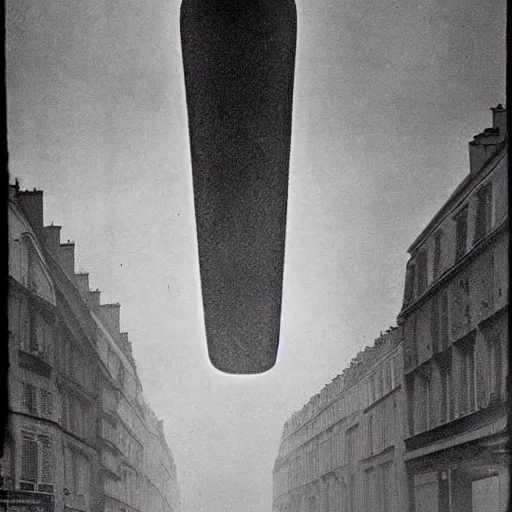 Prompt: an ufo sighting in paris in 1 9 2 0, novelle vague