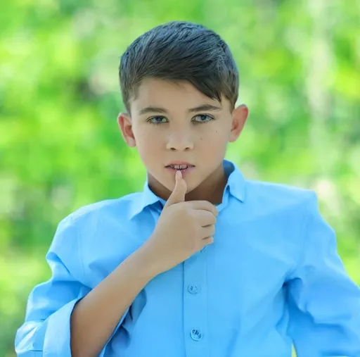 Prompt: Protrait black background beautiful boy dark cloud boy wear three piece suit