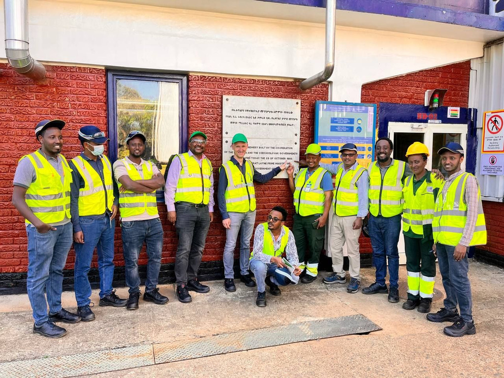 heineken brewery workers with yellow vest - ethiopia...