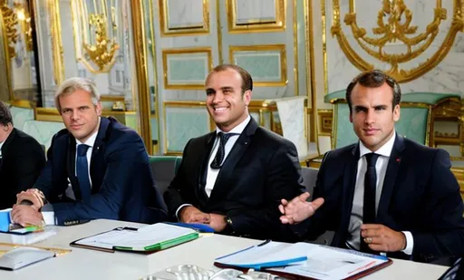 Prompt: i'm a young ceo, macron